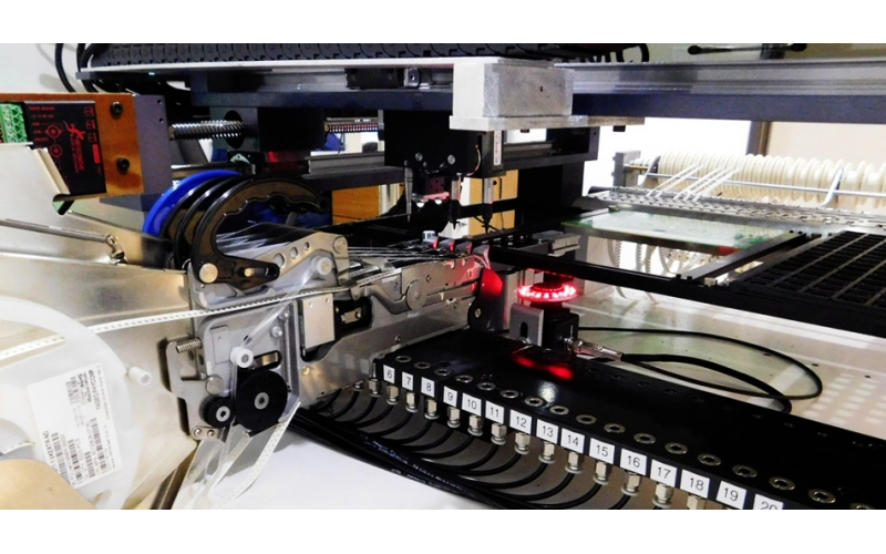 如何通過先進設備提高PCBA工廠的生產效能？